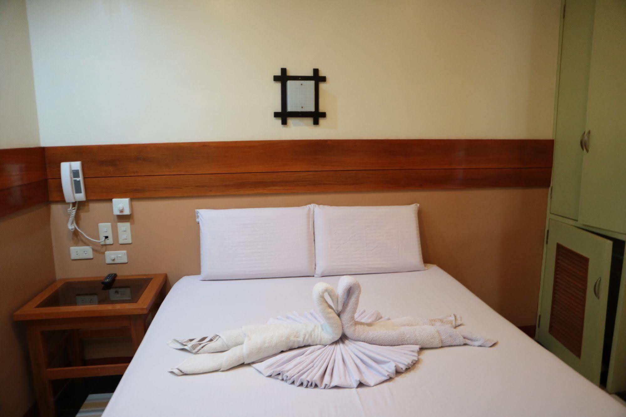 Rainforest Beach Hotel El Nido Ngoại thất bức ảnh